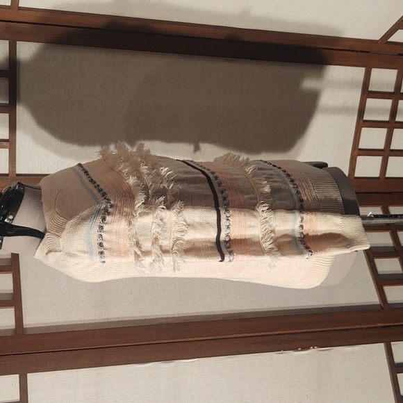 LOFT Fringe Striped White Sweater Sz M - Picture 9 of 10